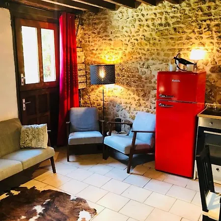 Jolie Maison Dans Le Perche Holiday home Maheru